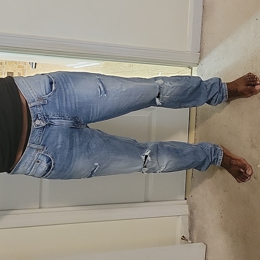 New Levi jeans but no tags